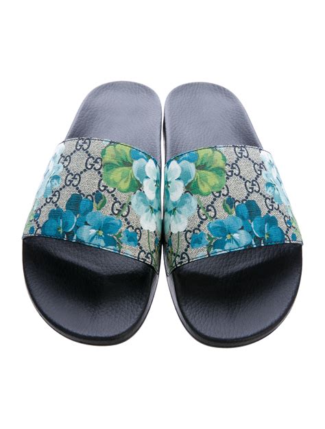 gucci gg bloom slides blue|gucci floral slides outfit.